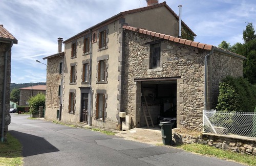 Fayet-Ronaye House | House in beautiful village surrounded by woods and cycling