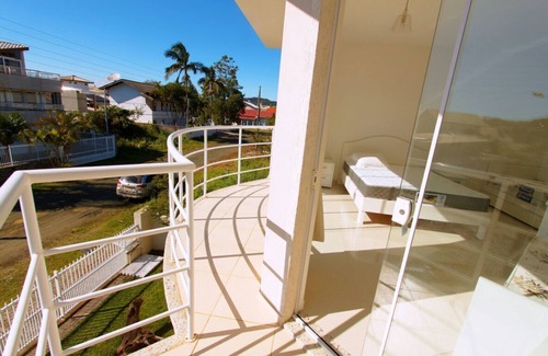 Canto Grande House | HOUSE IN BOMBINHAS BEACH CANTO GRANDE