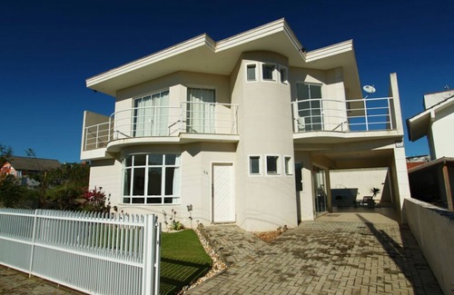 Canto Grande House | HOUSE IN BOMBINHAS BEACH CANTO GRANDE