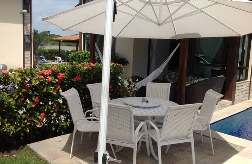 Porto de Galinhas House | House in condominium by the sea, chicken harbor (high wall)