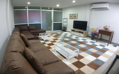 Mae Hia House | House in community mall, spacious 6 people, 3BR