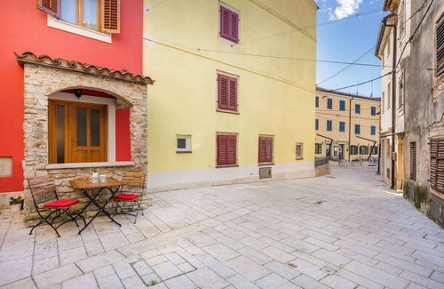 Valbandon House | House in Fažana near Rock Beach