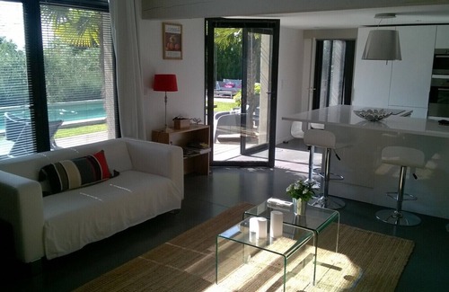 Villeneuve-les-Avignon House | House in Provence. Orangery, great comfort. Villeneuve les Avignon.