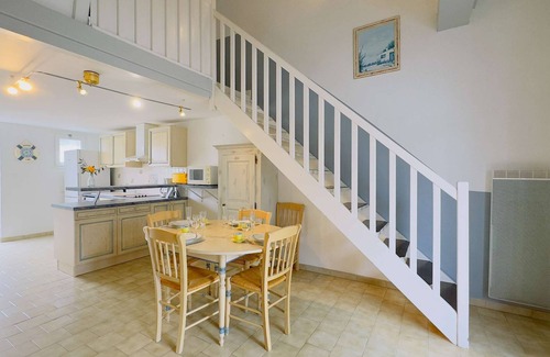La Couarde-sur-Mer House | House in residence close to beaches and shops