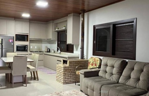 Lauro Muller House | House in the center of Lauro Muller, a few minutes from Serra do Rio do Rastro.