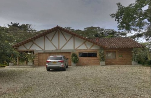 Rionegro House | House near JMC Airport in Medellín