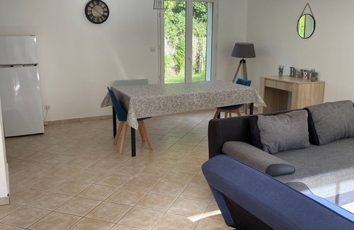 Barbizon House | House near the center