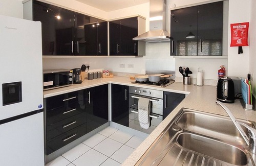 Peterborough House | House of Four Chimneys - Contractor Accommodation