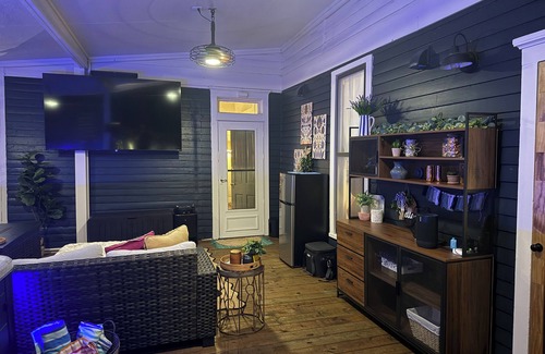 Emporia House | House of Rusco - Midtown Retreat, featured in Sallie Magazine!