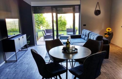 Seget Donji Apartment | House of Silence