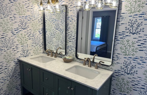 Cadiz Resort | House on Lake Barkley in the Marina