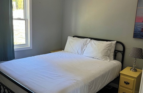 Cadiz Resort | House on Lake Barkley in the Marina