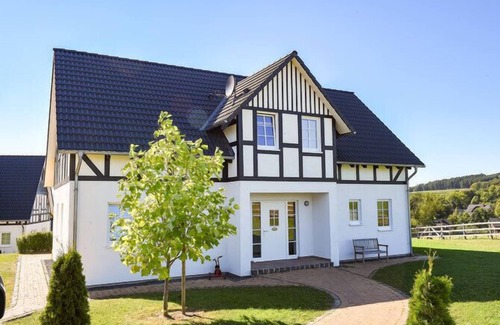 Niederberndorf House | House on the willow - left