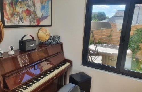 Aulnay-sous-Bois Villa | House,Parc expo villepinte,CDG,Disney