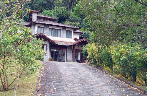 Teresopolis House | House Serra Teresópolis Atlantic Forest Fiber Optics WiFi Home Office Cond LeRefuge