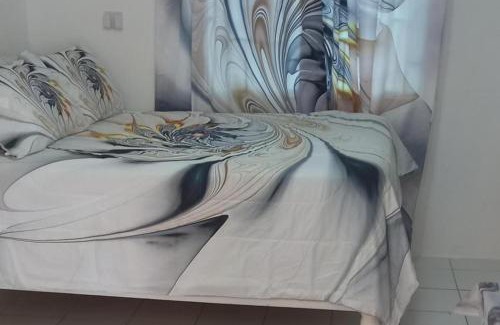 Port Morant House | House - Sleeps 6 - Patio - Parking