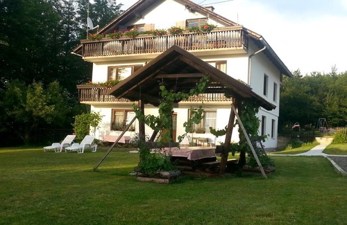 Jezerce House | House Tomljanovic