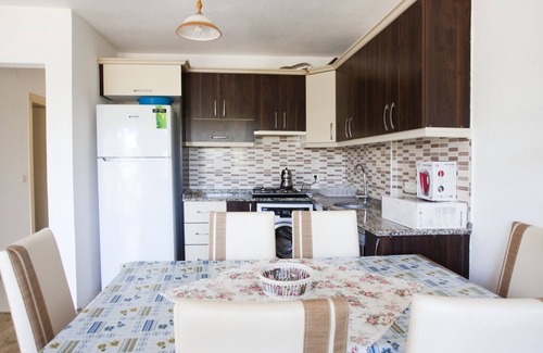 Palamutbuku Apartment | House w Balcony and Garden 5 min to Beach in Datca