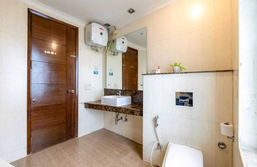 Udyog Vihar House | House with 3 Bedroom and facilities in gurgaon with great location