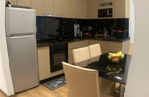 Qerek House | House With a Garden View in Durres