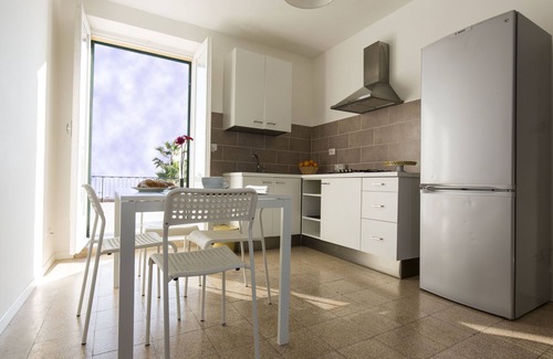 Santa Lucia Apartment | House with Big Terrace in Seaside, Syracuse - Ortigia