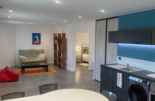 Veyre-Monton Villa | House with direct access to the ground floor, 5 min from the A75, recharging point (fee payable) on site, breakfast kit