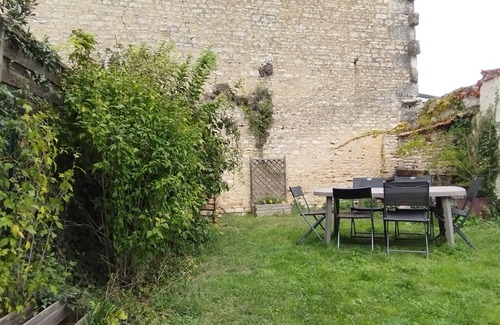 Jaunay-Clan House | House with garden near Futuroscope