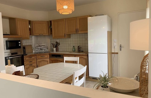 Tregastel House | House with garden, WIFI 600m from the sea in TREGASTEL