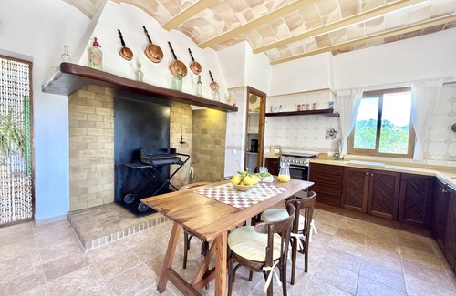 Felanitx House | House with Open Views, Ideal for Families