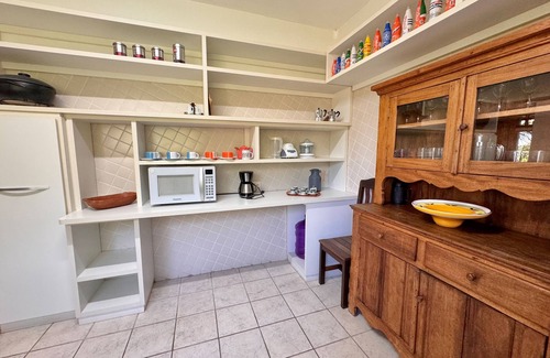 Saco da Capela House | House with pool and sea view in upmarket neighborhood for up to 10 people with WIFI.