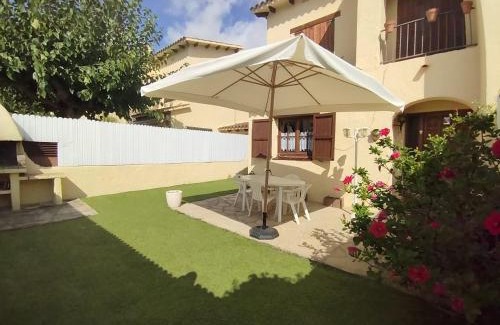 El Roc de Sant Gaieta House | House with pool/Garden/BBQ BEACH