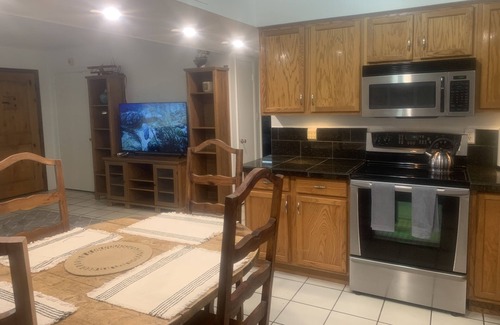 Apache Junction House | House with pool and large backyard