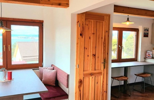 Cerna V Posumavi House | House with private berth on the beach and many extras