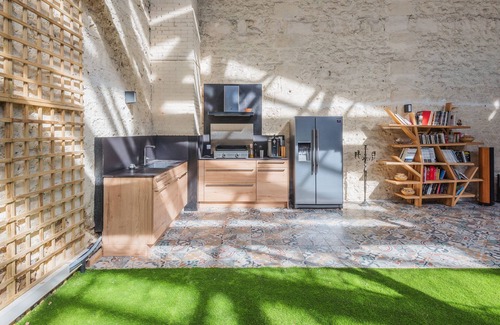 Chartrons House | House with swimming pool, jacuzzi and sauna in the center of Bordeaux