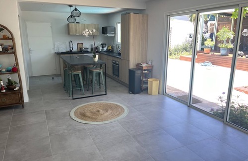 Grand Fond House | House with swimming pool in very quiet residence for 6 people