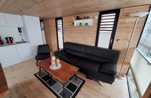 Braunsbedra Boat Rental | Houseboat "Geiselruh" with Lake View, Terraces & Wi-Fi