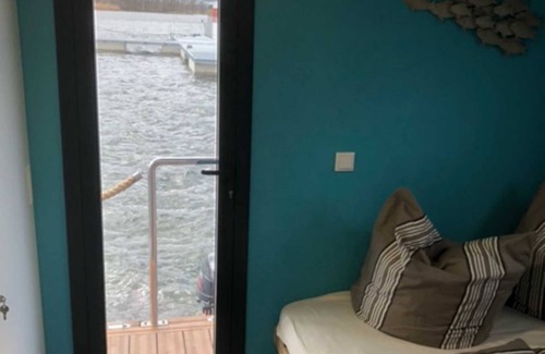 Oberhavel Boat Rental | Houseboat myFERIENBOOT Paris - Houseboat myFERIENBOOT Krimnicksee