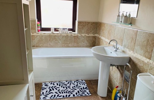 Stoke-on-Trent House | Housefield Single 3