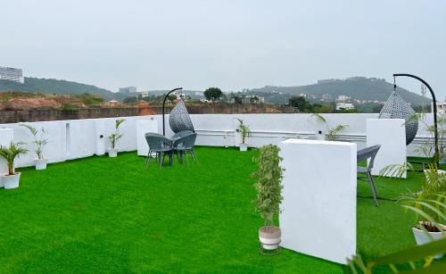 Rushikonda Hotel | Housr Rushikonda Visakhapatnam Near APIIC Towers