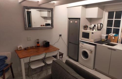 Hout Bay Apartment | Houtkappers Cozy Cabin - Natural Beauty