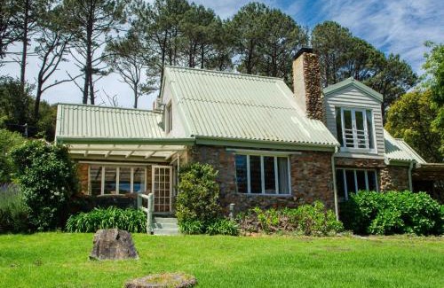 Constantia House | Houtkapperspoort Mountain Cottages