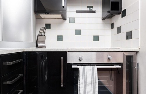 Crawley Apartment | Howlands Apartment Crawley/Gatwick