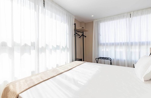 Quatre Carreres Hotel | HQ Arena Hotel