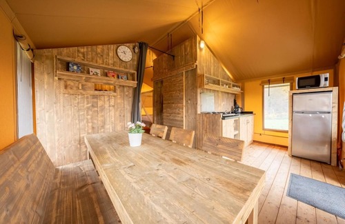 Figline e Incisa Valdarno RV Rental | Hu Norcenni Girasole Village