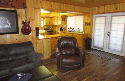 Kingman Cabin | Hualapai Mountain Retreat. Beat The Heat!