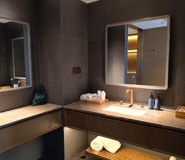 Anyang Hotel | Huaxia Royal Spring Resort Hotel