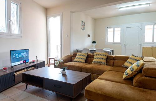 Platres House | Hubstay - Hillside Home in Platres