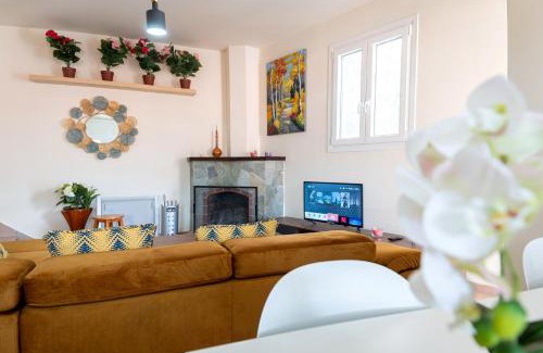Platres House | Hubstay - Hillside Home in Platres