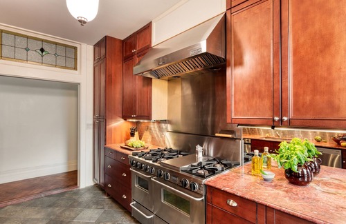 Saugerties Apartment | Hudson Estate | Historic Upstate Home + Private Apartment