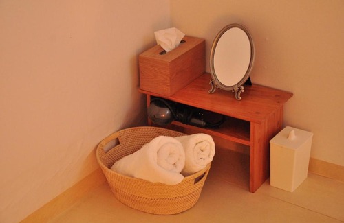 Gahoe-dong House | Hueahn Hanok Guesthouse